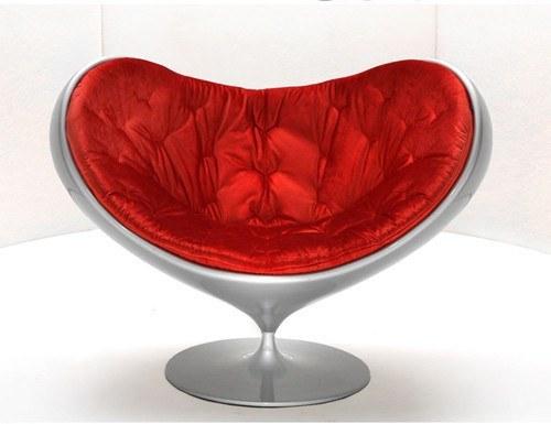 love-lounge-chair-by-giovannetti-345985.jpg